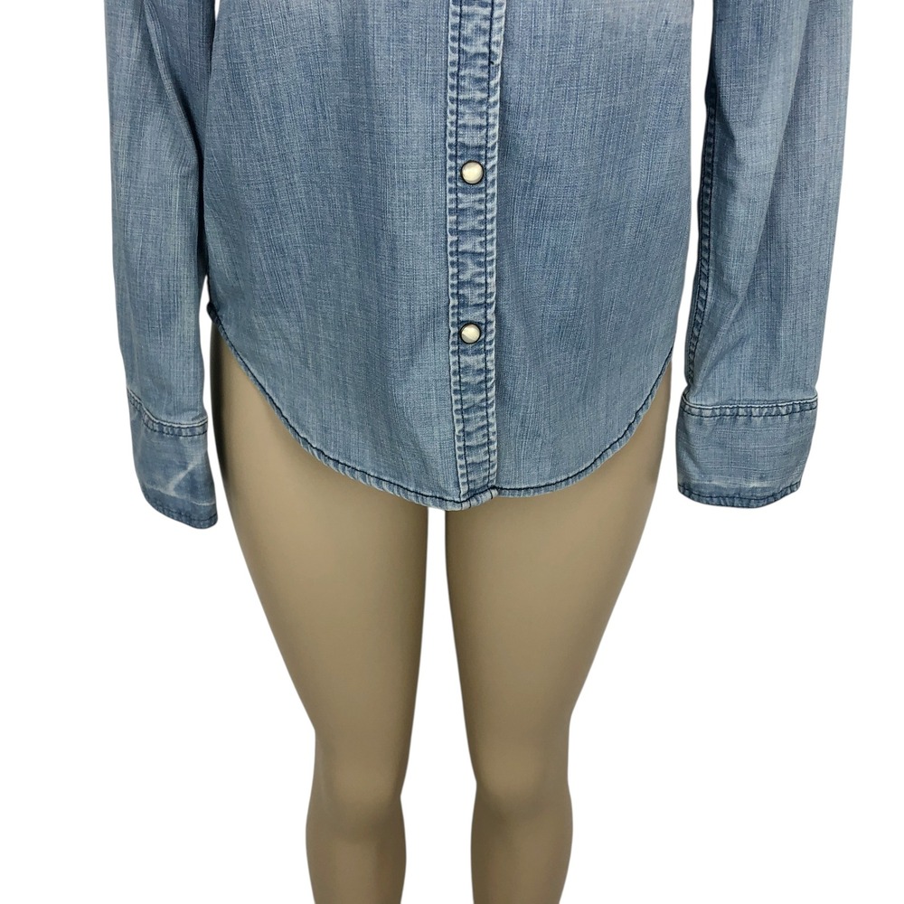 American Eagle Light Wash Denim Pearl Snap Shirt Size 8 Western Cowgirl Rodeo - Picture 3 of 14